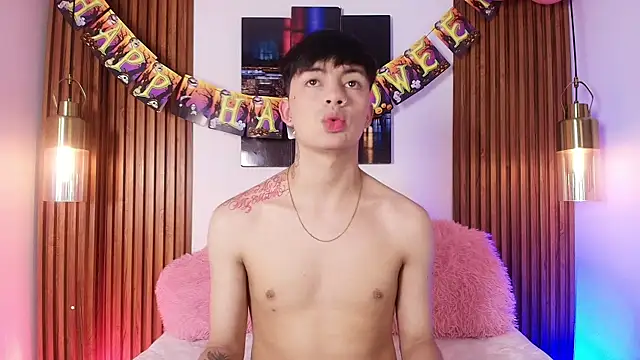 Snapshot of Steev_Novoa chatting on October 2025 08:09:02 PM Steev Novoa online show from October 2025 08:09:02 PM