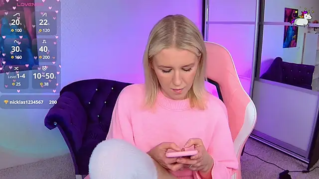 Selenatrend online show from February 2025 03:30:01 PM