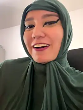 Snapshot of hannahayat chatting on November 2025 02:40:02 PM hannahayat online show from November 2025 02:40:02 PM