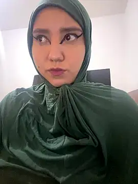 Snapshot of hannahayat chatting on January 2026 02:22:01 PM hannahayat online show from January 2026 02:22:01 PM