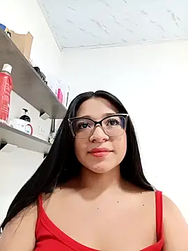 -VICKKY online show from October 2025 07:20:02 PM