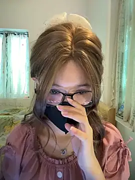 Snapshot of thithi8369 chatting on September 2025 04:03:01 AM thithi8369 online show from September 2025 04:03:01 AM