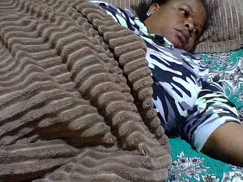 zoey10 online show from November 2025 06:01:01 AM