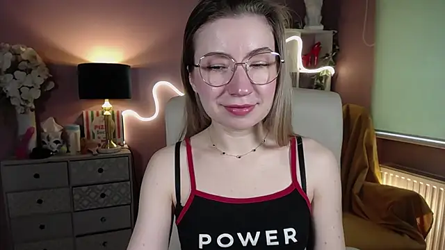 Mia Tasty online show from February 2025 11:21:02 AM