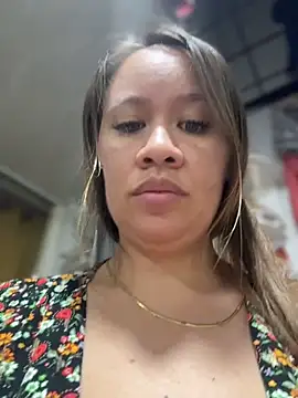 Emiily lee online show from November 2025 02:20:01 AM