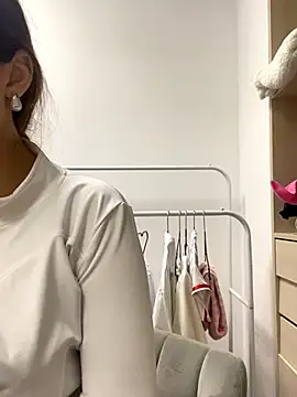 AnaWest online show from September 2025 06:36:01 AM