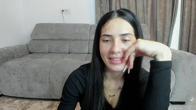 Emmapmg online show from October 2025 10:32:02 AM