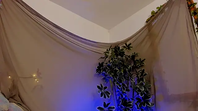 BonnieCute  online show from October 2025 11:47:01 PM