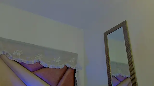 BonnieCute  online show from May 2026 11:46:02 PM