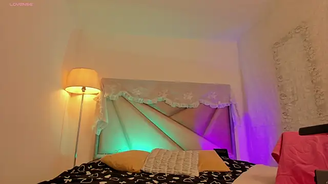 BonnieCute  online show from June 2026 02:06:01 AM
