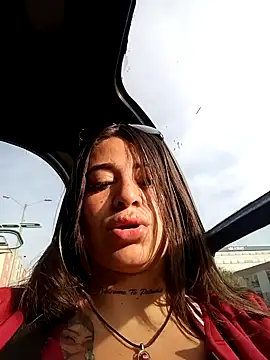 Snapshot of Alona_Evans chatting on January 2025 12:25:02 PM Alona Evans online show from January 2025 12:25:02 PM