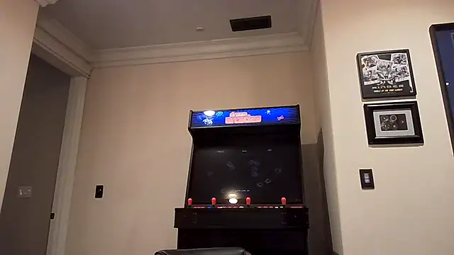 sluttydylan online show from November 2025 01:38:01 AM