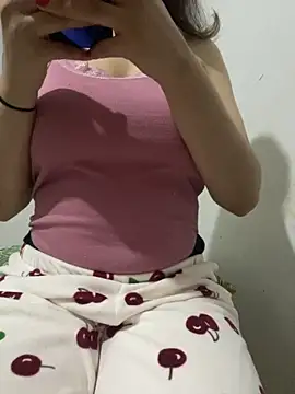 Snapshot of farah-36 chatting on October 2025 09:59:02 PM farah-36 online show from October 2025 09:59:02 PM