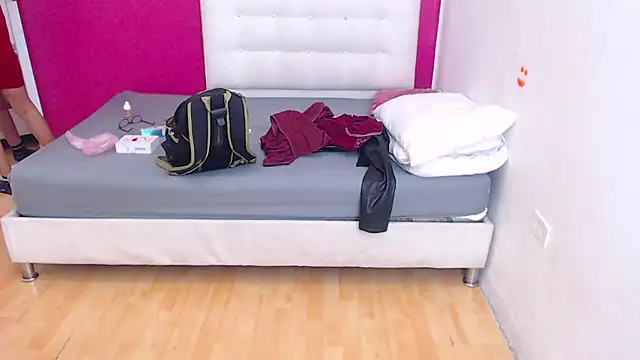 Snapshot of nextdoor_fantasy1 chatting on February 2025 08:48:02 PM nextdoor fantasy1 online show from February 2025 08:48:02 PM