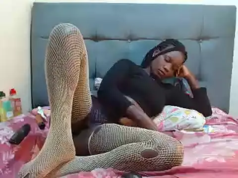 Snapshot of Layla_Amish1 chatting on January 2025 03:01:02 PM Layla Amish1 online show from January 2025 03:01:02 PM