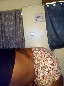 Snapshot of Layla_Amish1 chatting on January 2025 12:20:02 PM Layla Amish1 online show from January 2025 12:20:02 PM