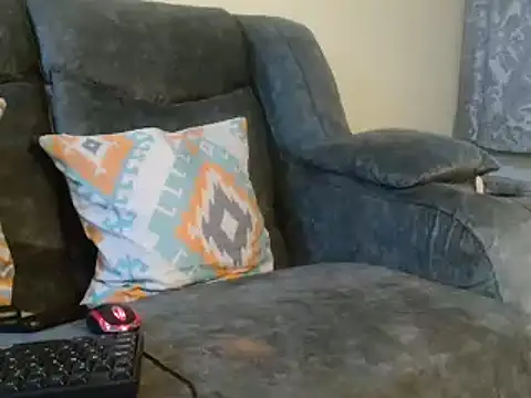 Snapshot of Layla_Amish1 chatting on February 2025 03:40:01 PM Layla Amish1 online show from February 2025 03:40:01 PM