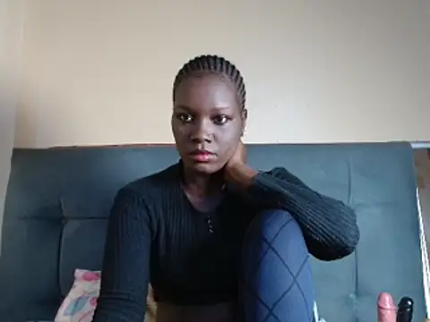 Snapshot of Layla_Amish1 chatting on October 2025 03:40:02 AM Layla Amish1 online show from October 2025 03:40:02 AM