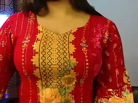 Snapshot of Unlucky-flowers chatting on January 2025 06:07:01 PM Unlucky-flowers online show from January 2025 06:07:01 PM