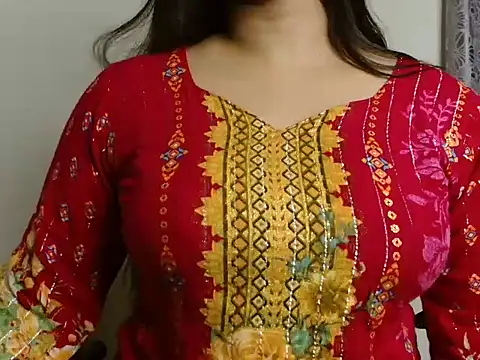 Snapshot of Unlucky-flowers chatting on March 2025 02:41:01 PM Unlucky-flowers online show from March 2025 02:41:01 PM