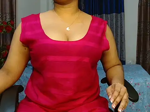 Snapshot of Unlucky-flowers chatting on November 2025 01:39:02 PM Unlucky-flowers online show from November 2025 01:39:02 PM