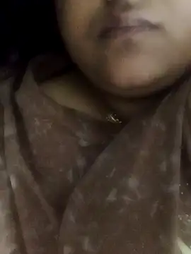 Snapshot of smile_pretty chatting on December 2024 08:18:01 PM smile pretty online show from December 2024 08:18:01 PM