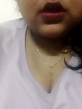 Snapshot of smile_pretty chatting on January 2025 07:44:02 PM smile pretty online show from January 2025 07:44:02 PM