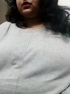 Snapshot of smile_pretty chatting on January 2025 08:28:01 PM smile pretty online show from January 2025 08:28:01 PM