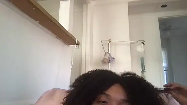 Snapshot of loveofbea chatting on February 2026 11:38:01 PM loveofbea online show from February 2026 11:38:01 PM