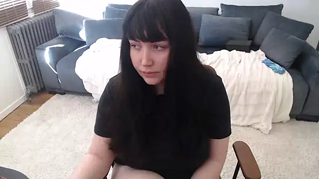 Snapshot of Lynylou chatting on March 2025 02:07:01 PM Lynylou online show from March 2025 02:07:01 PM