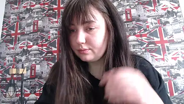 Lynylou online show from March 2026 08:48:01 AM