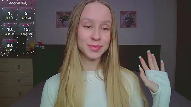 Snapshot of Lily__Devil chatting on January 2026 03:39:01 PM Lily Devil online show from January 2026 03:39:01 PM