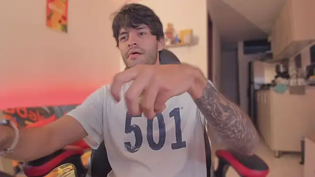 justin stark7 online show from November 2025 10:42:02 PM