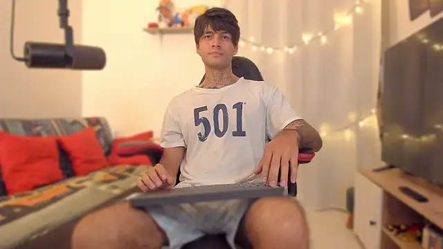 justin stark7 online show from February 2026 09:55:02 PM