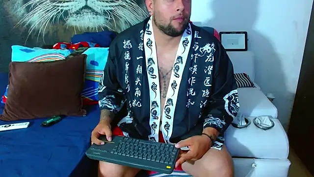 Michaell Myerss  online show from November 2025 01:22:04 PM