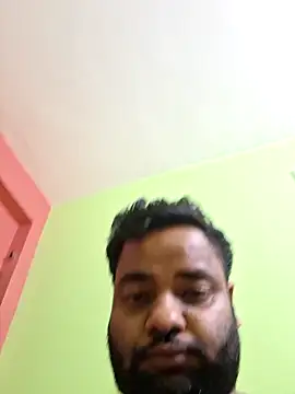 Rmoeo92 online show from May 2026 09:21:01 PM