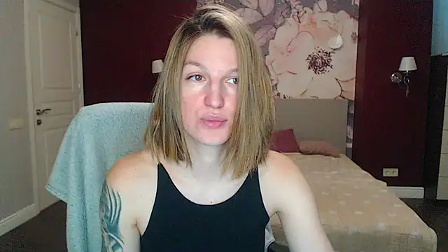 EmilyWalkeri online show from January 2025 07:46:01 AM
