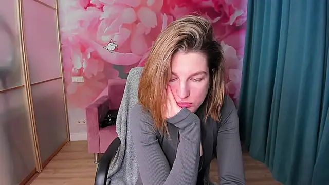 EmilyWalkeri online show from January 2025 07:53:02 AM