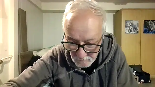 Sammy1660 online show from September 2025 04:17:02 AM