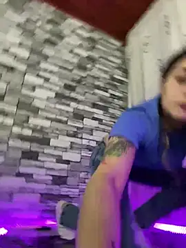 Snapshot of cindy_love2 chatting on January 2025 02:25:01 AM cindy love2 online show from January 2025 02:25:01 AM