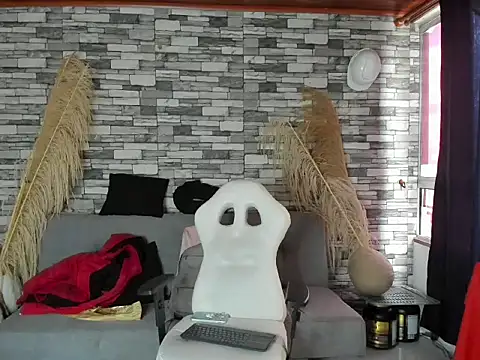 Snapshot of cindy_love2 chatting on September 2025 04:42:01 PM cindy love2 online show from September 2025 04:42:01 PM