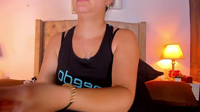 allisson m online show from February 2026 12:12:01 PM