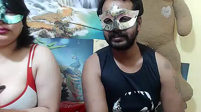 Cutehornycouples online show from December 2024 06:17:01 PM