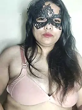Snapshot of Cutehornycouples chatting on July 2026 05:26:02 PM Cutehornycouples online show from July 2026 05:26:02 PM