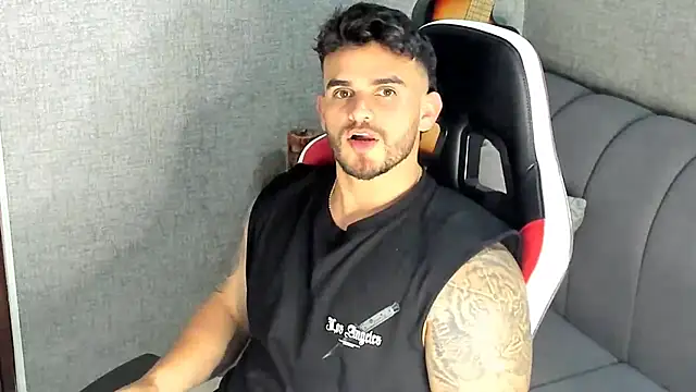 Ricardogo19 online show from September 2025 12:34:01 AM