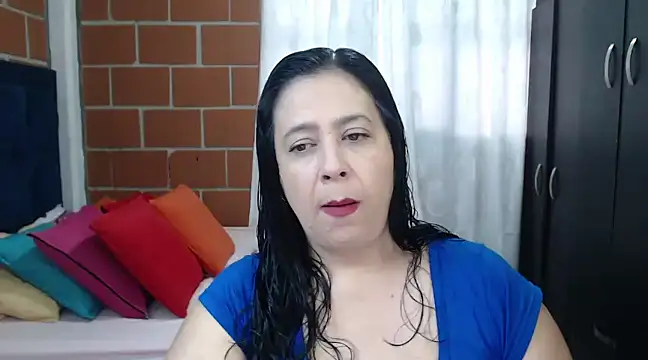 Snapshot of karlaton1977 chatting on January 2025 03:55:02 PM karlaton1977 online show from January 2025 03:55:02 PM