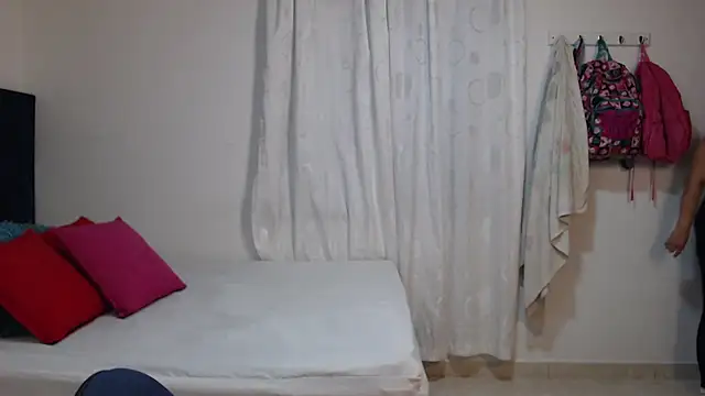 Snapshot of karlaton1977 chatting on October 2025 03:23:02 PM karlaton1977 online show from October 2025 03:23:02 PM