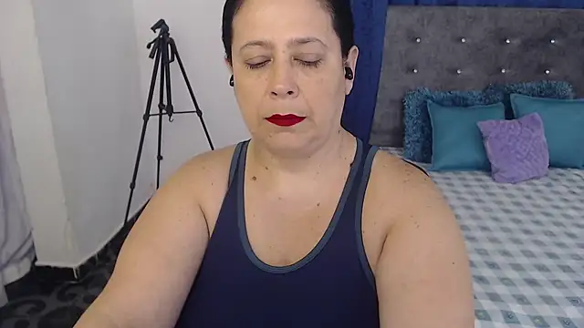 Snapshot of karlaton1977 chatting on February 2026 09:32:02 PM karlaton1977 online show from February 2026 09:32:02 PM