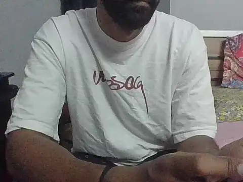 Snapshot of IndianEurope chatting on September 2025 05:05:02 PM IndianEurope online show from September 2025 05:05:02 PM