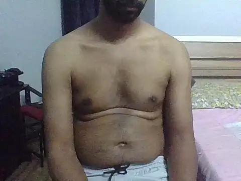 Snapshot of IndianEurope chatting on October 2025 06:39:01 PM IndianEurope online show from October 2025 06:39:01 PM